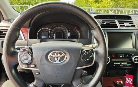 Toyota Camry, 2014 год, 1 950 000 рублей, 17 фотография