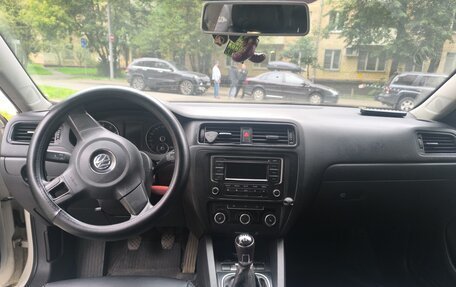 Volkswagen Jetta VI, 2014 год, 700 000 рублей, 8 фотография