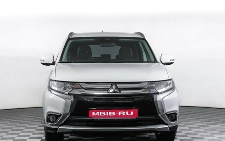 Mitsubishi Outlander III рестайлинг 3, 2015 год, 1 890 000 рублей, 2 фотография