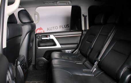 Toyota Land Cruiser 200, 2016 год, 5 990 000 рублей, 9 фотография