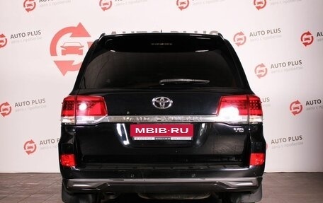 Toyota Land Cruiser 200, 2016 год, 5 990 000 рублей, 4 фотография