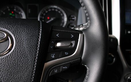 Toyota Land Cruiser 200, 2016 год, 5 990 000 рублей, 14 фотография