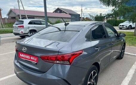 Hyundai Solaris II рестайлинг, 2022 год, 1 658 000 рублей, 2 фотография