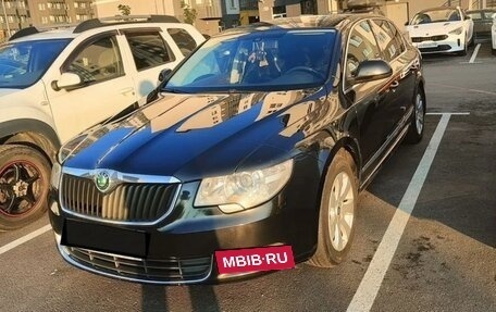 Skoda Superb III рестайлинг, 2010 год, 999 999 рублей, 3 фотография