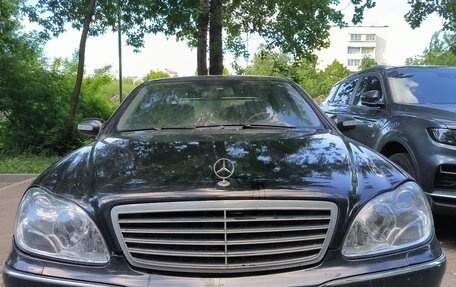 Mercedes-Benz S-Класс, 2004 год, 400 000 рублей, 1 фотография