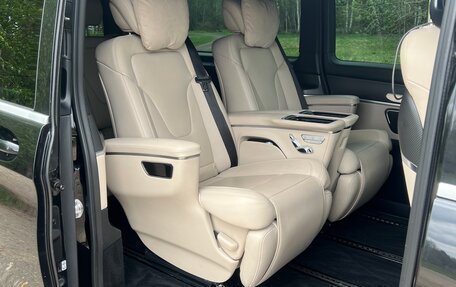 Mercedes-Benz V-Класс, 2022 год, 7 100 000 рублей, 28 фотография