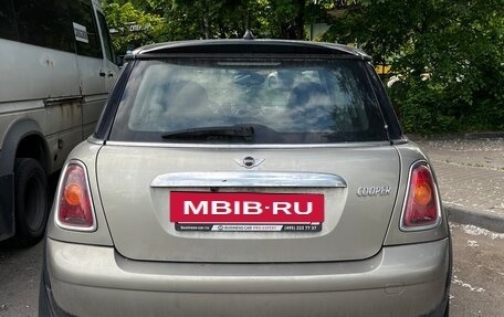 MINI Hatch, 2009 год, 850 000 рублей, 2 фотография