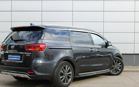 KIA Carnival III, 2018 год, 2 431 000 рублей, 6 фотография