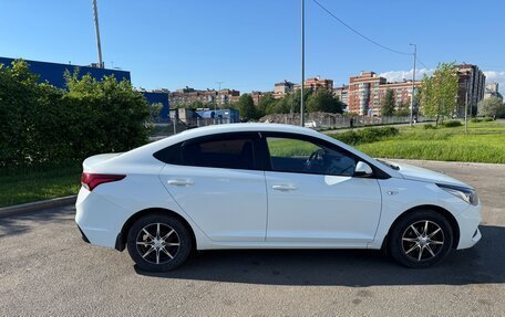 Hyundai Solaris II рестайлинг, 2018 год, 1 300 000 рублей, 5 фотография