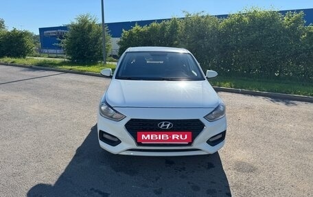 Hyundai Solaris II рестайлинг, 2018 год, 1 300 000 рублей, 2 фотография