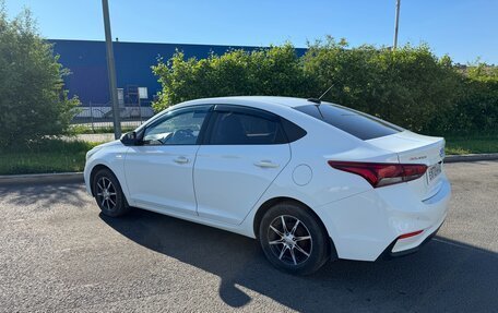Hyundai Solaris II рестайлинг, 2018 год, 1 300 000 рублей, 12 фотография