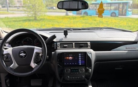 Chevrolet Tahoe III, 2008 год, 1 790 000 рублей, 1 фотография