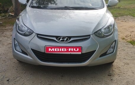 Hyundai Elantra V, 2015 год, 1 000 000 рублей, 1 фотография
