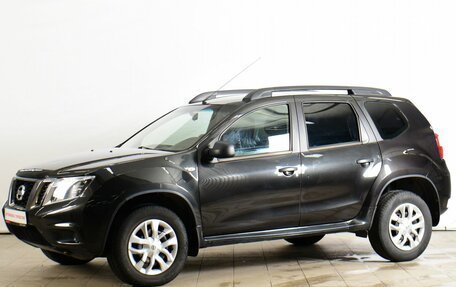 Nissan Terrano III, 2015 год, 1 049 000 рублей, 1 фотография