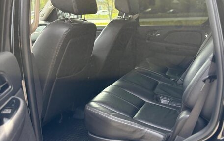 Chevrolet Tahoe III, 2008 год, 1 790 000 рублей, 2 фотография