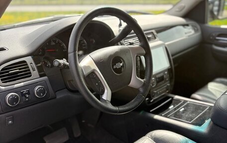 Chevrolet Tahoe III, 2008 год, 1 790 000 рублей, 3 фотография