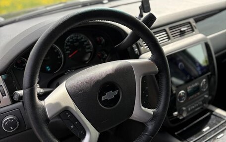 Chevrolet Tahoe III, 2008 год, 1 790 000 рублей, 4 фотография