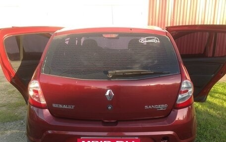 Renault Sandero I, 2011 год, 600 000 рублей, 3 фотография