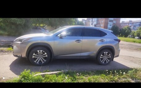 Lexus NX I, 2015 год, 2 800 000 рублей, 2 фотография