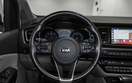 KIA Carnival III, 2018 год, 2 695 000 рублей, 10 фотография
