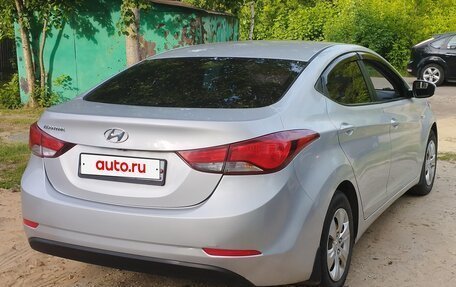 Hyundai Elantra V, 2015 год, 1 000 000 рублей, 5 фотография