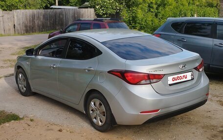 Hyundai Elantra V, 2015 год, 1 000 000 рублей, 3 фотография