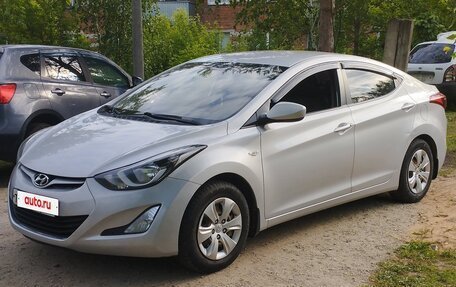 Hyundai Elantra V, 2015 год, 1 000 000 рублей, 2 фотография
