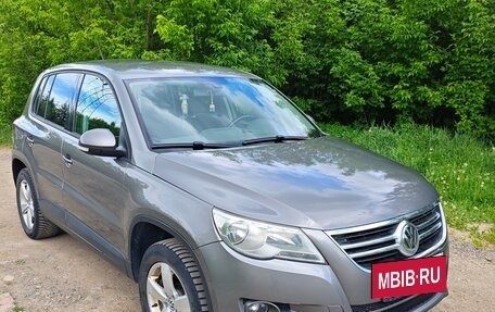 Volkswagen Tiguan I, 2009 год, 1 100 000 рублей, 2 фотография