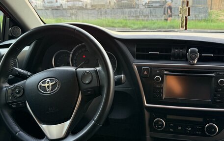 Toyota Auris II, 2013 год, 1 250 000 рублей, 8 фотография