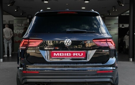 Volkswagen Tiguan II, 2019 год, 2 550 000 рублей, 6 фотография