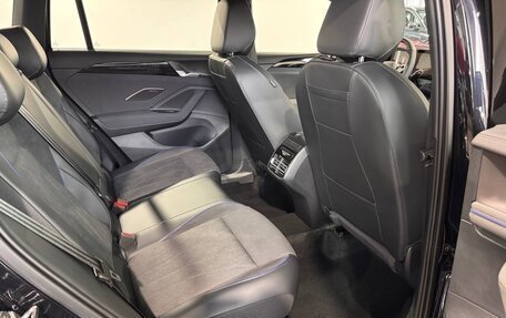Volkswagen Tiguan, 2026 год, 4 400 000 рублей, 28 фотография