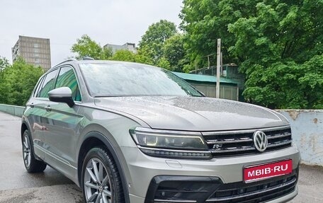 Volkswagen Tiguan II, 2018 год, 3 300 000 рублей, 1 фотография