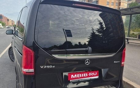 Mercedes-Benz V-Класс, 2018 год, 4 990 000 рублей, 5 фотография