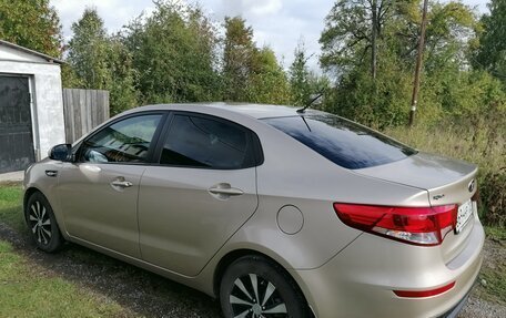 KIA Rio III рестайлинг, 2015 год, 1 000 050 рублей, 2 фотография