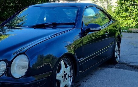Mercedes-Benz CLK-Класс, 1999 год, 200 000 рублей, 2 фотография