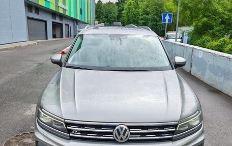 Volkswagen Tiguan II, 2018 год, 3 300 000 рублей, 2 фотография