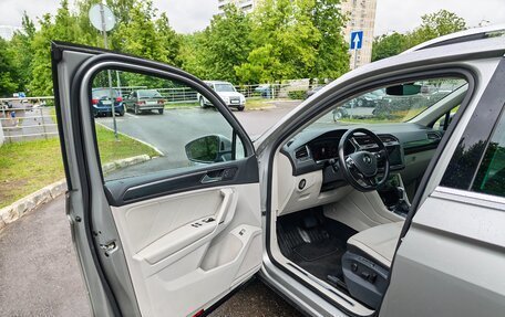 Volkswagen Tiguan II, 2018 год, 3 300 000 рублей, 11 фотография