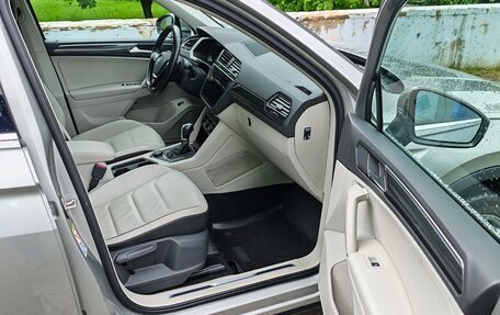 Volkswagen Tiguan II, 2018 год, 3 300 000 рублей, 15 фотография