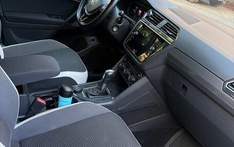 Volkswagen Tiguan II, 2019 год, 2 520 000 рублей, 9 фотография