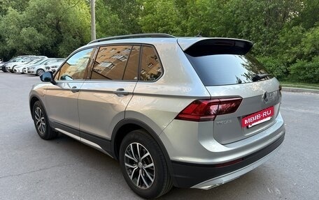 Volkswagen Tiguan II, 2019 год, 2 520 000 рублей, 2 фотография