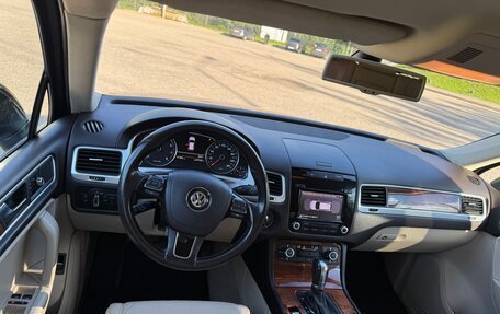 Volkswagen Touareg III, 2011 год, 2 700 000 рублей, 9 фотография