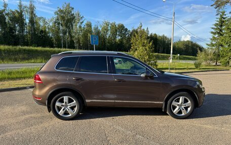 Volkswagen Touareg III, 2011 год, 2 700 000 рублей, 7 фотография