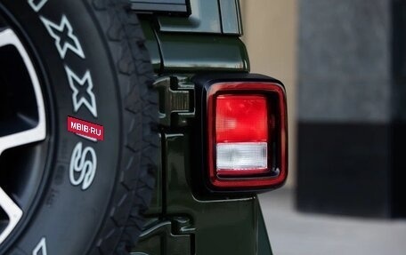 Jeep Wrangler, 2021 год, 5 600 000 рублей, 14 фотография