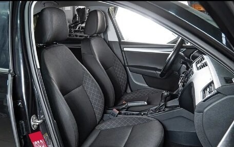 Skoda Octavia, 2017 год, 1 050 000 рублей, 7 фотография