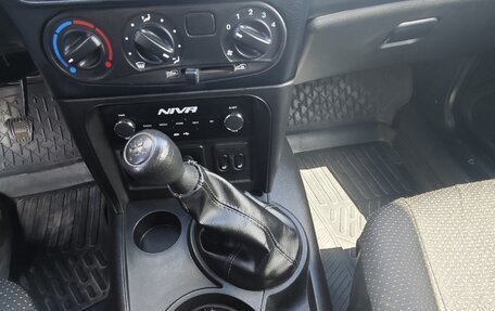 Chevrolet Niva I рестайлинг, 2019 год, 1 100 000 рублей, 11 фотография