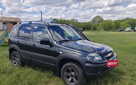 Chevrolet Niva I рестайлинг, 2019 год, 1 100 000 рублей, 2 фотография