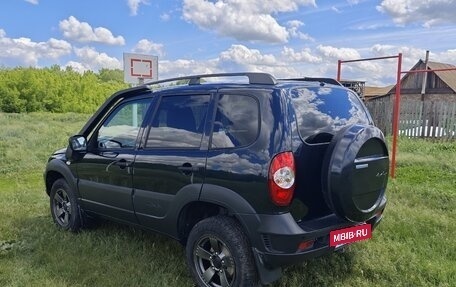 Chevrolet Niva I рестайлинг, 2019 год, 1 100 000 рублей, 6 фотография