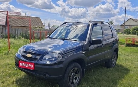 Chevrolet Niva I рестайлинг, 2019 год, 1 100 000 рублей, 8 фотография