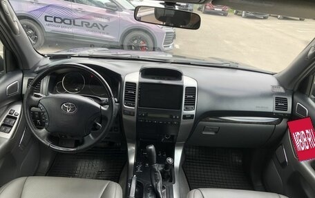 Toyota Land Cruiser Prado 120 рестайлинг, 2008 год, 2 394 500 рублей, 10 фотография