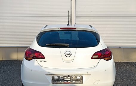 Opel Astra J, 2011 год, 727 000 рублей, 3 фотография